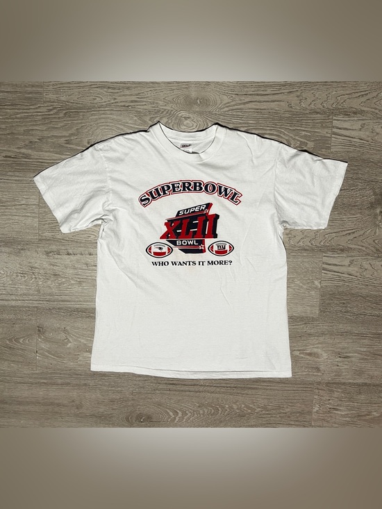 Vintage Other - Vintage 2008 Super Bowl X-LII Patriots Vs Giants Graphic T-Shirt